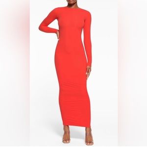 Skims Fits Everybody Long Sleeve Crew Dress in Poppy